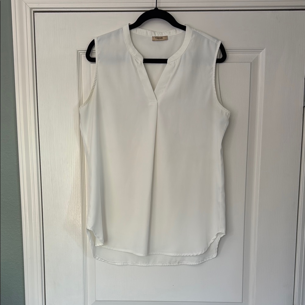 Women’s Large White Sleeveless Top
